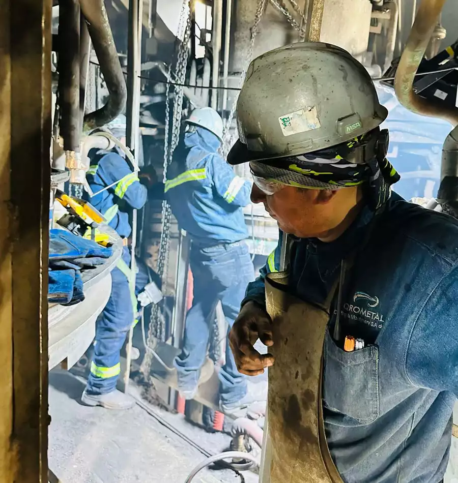 Qrometal Casting & Machinery liderazgo en soluciones industriales metálicas servicios de fundición de alta calidad, maquinado de precisión y pailería industrial en Querétaro y alrededores